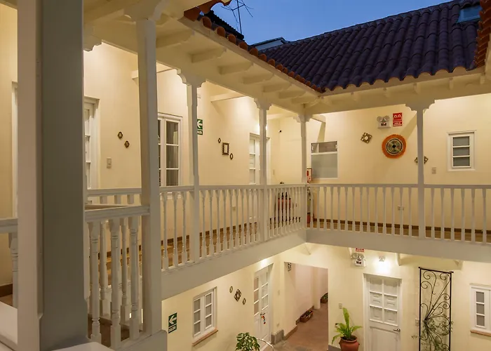 Casa Cavassa Centro Histórico 3*