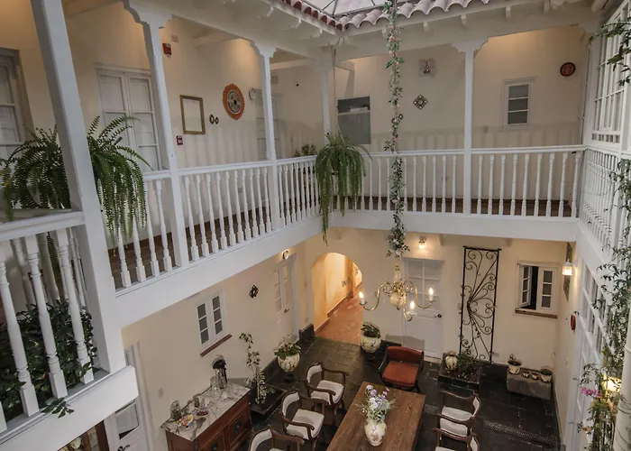 Casa Cavassa Centro Historico Hotel