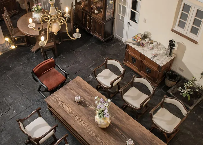 Casa Cavassa Centro Historico Hotel